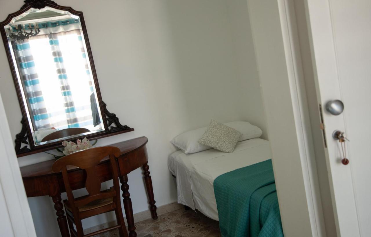 발레스트라테 Orlando Bayview B&B 외부 사진