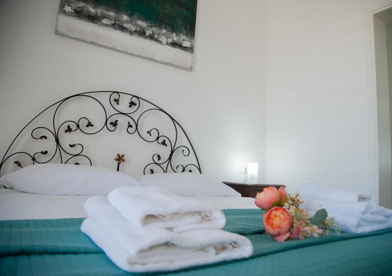 발레스트라테 Orlando Bayview B&B 외부 사진